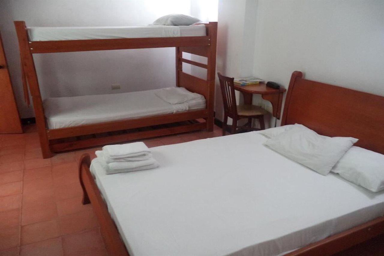 Hotel Bahia Plaza Santa Marta  Buitenkant foto