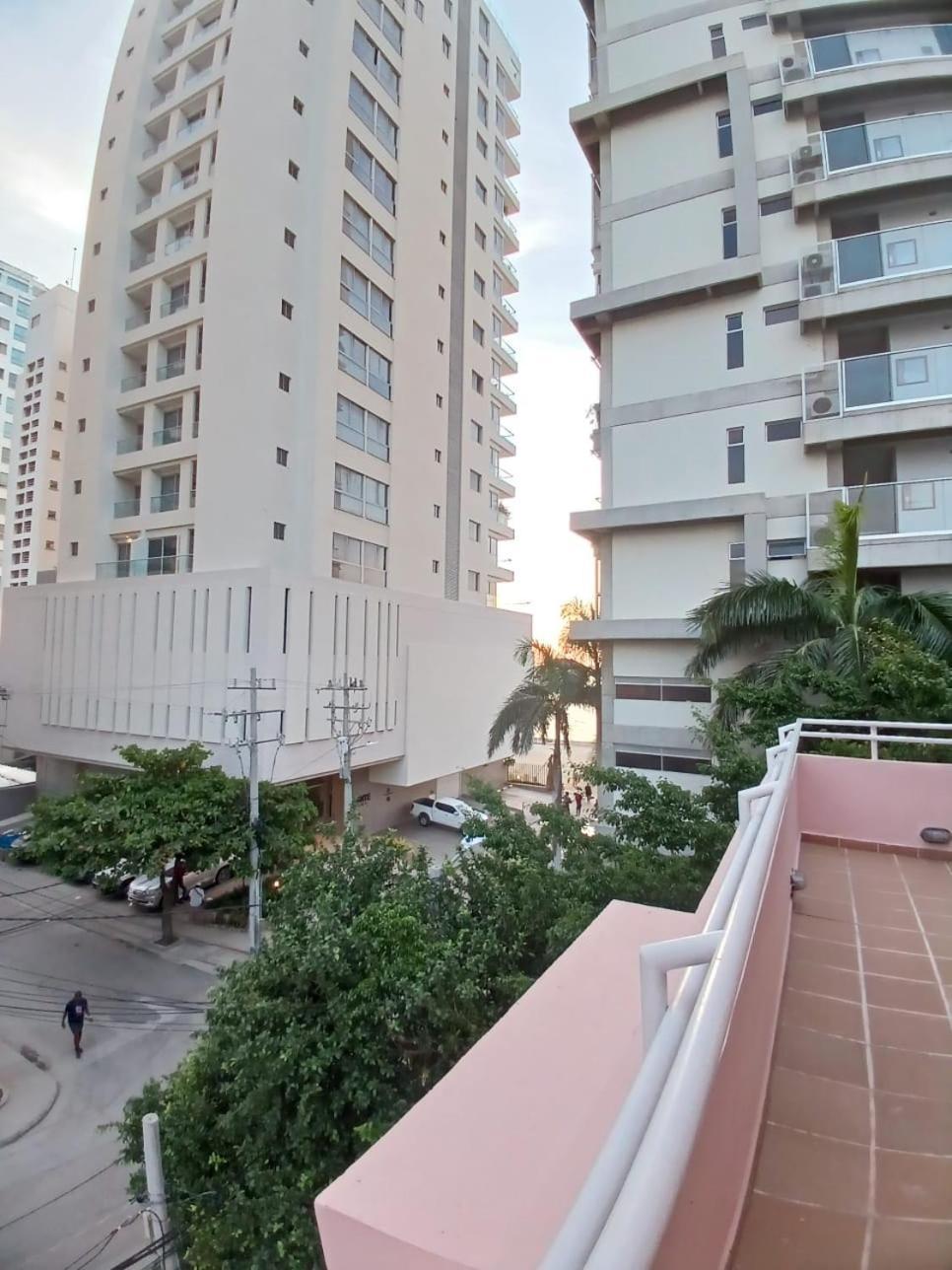 Hotel Bahia Plaza Santa Marta  Buitenkant foto