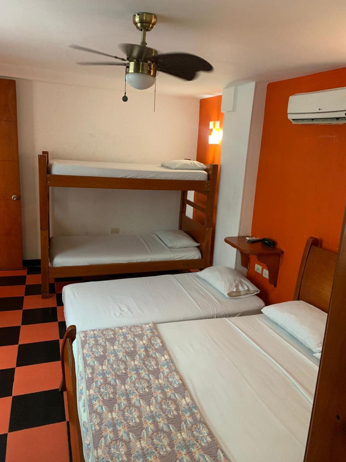 Hotel Bahia Plaza Santa Marta  Buitenkant foto
