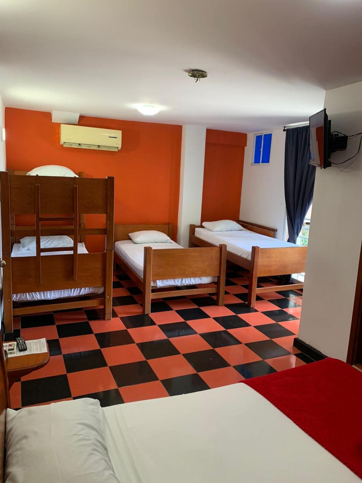 Hotel Bahia Plaza Santa Marta  Buitenkant foto